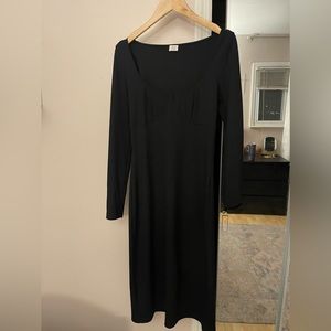 Aritzia long sleeve black dress